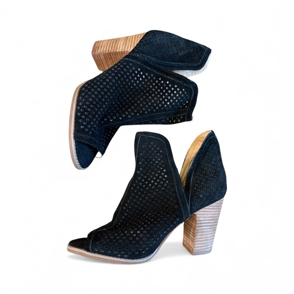 Black Peek a Boo Suede Booties|Ankle Boots|Black Suede Booties - Picture 9 of 9